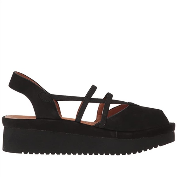 L’amour des Pieds Shoes - L’amour des pieds shoes